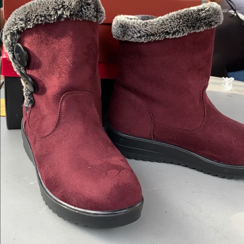 Fur lined Boots